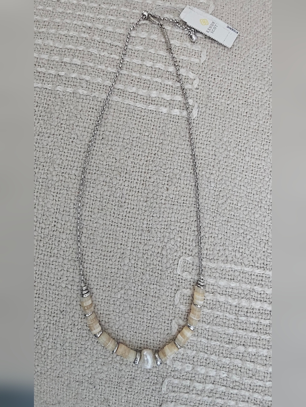 NWT! Kendra Scott Lila Vintage Silver strand necklace in silver neutral mix